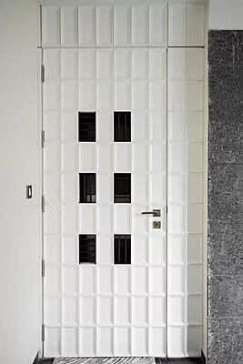 Geometric Elegance HDHMR Moulding Door